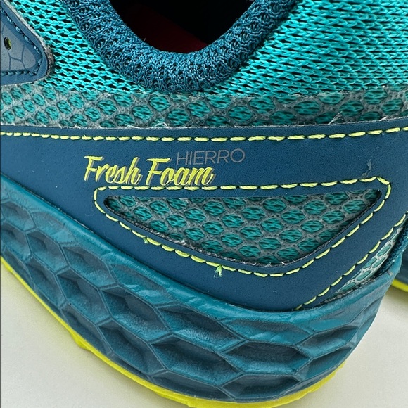 NEW BALANCE Fresh Foam Hierro Trail WTHIERT Teal Green Shoes Women's Size 7.5 - Picture 13 of 16